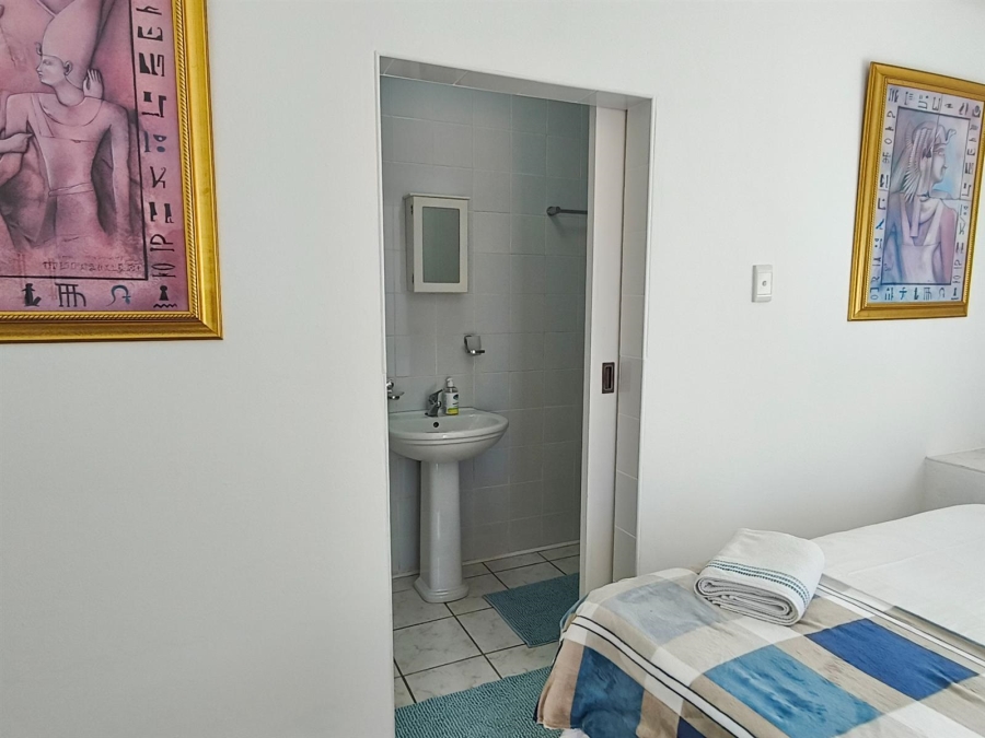 5 Bedroom Property for Sale in Dana Bay Western Cape